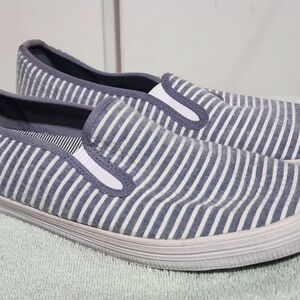 Striped Slip-On Shoes